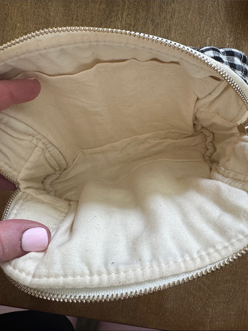 Like New Sezane Pouch - Picture 3 of 3